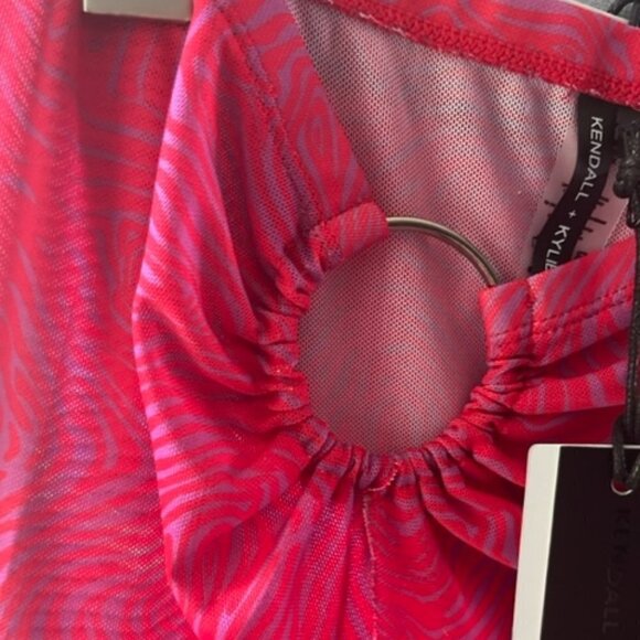 Kendall + Kylie 2 Piece & Sarong Cover Up Red 3 Pc Set Size Medium - Picture 13 of 16